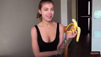 Step Sister Dreamed of Brother's Prick and She Decided to Try It in Reality